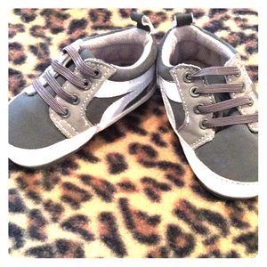 Up to three months t shoes